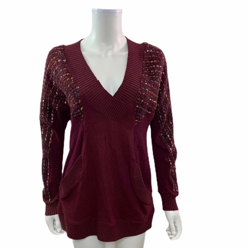 NWT Amadi Sweatshirt